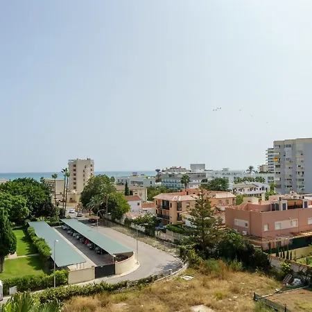 Malagasuite Beautiful Coast Апартаменты Торремолинос